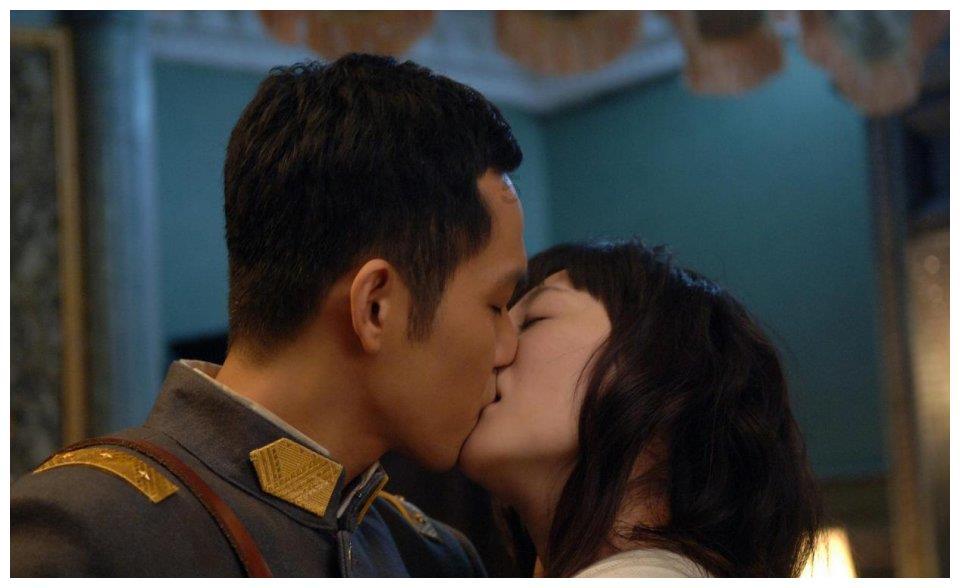 探索神秘世界 | 女孩子婚前有必要同居吗?红迪网平台